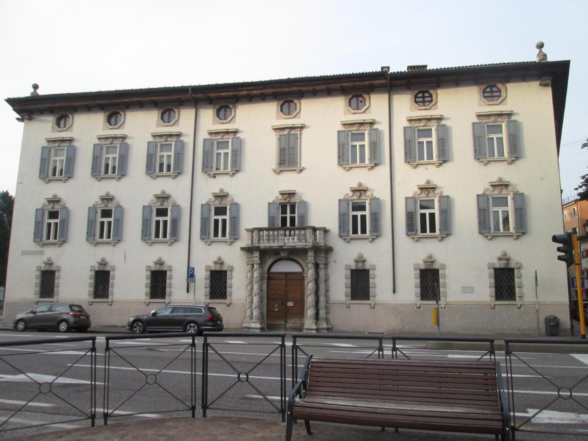 Lady Tulip - Monolocale Apartment Trento Exterior photo